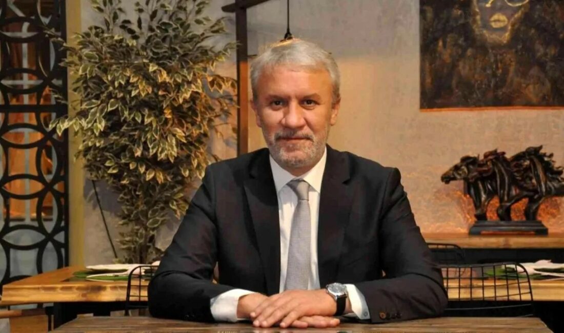 Başkan Uğurdağ: “İnegöl’ün il olması siyaset üstü bir konudur” İNEGÖL İL OLMA PLATFORMU, HAZIRLADIĞI RAPORU SİYASİ PARTİLERLE PAYLAŞIP İNEGÖL’ÜN