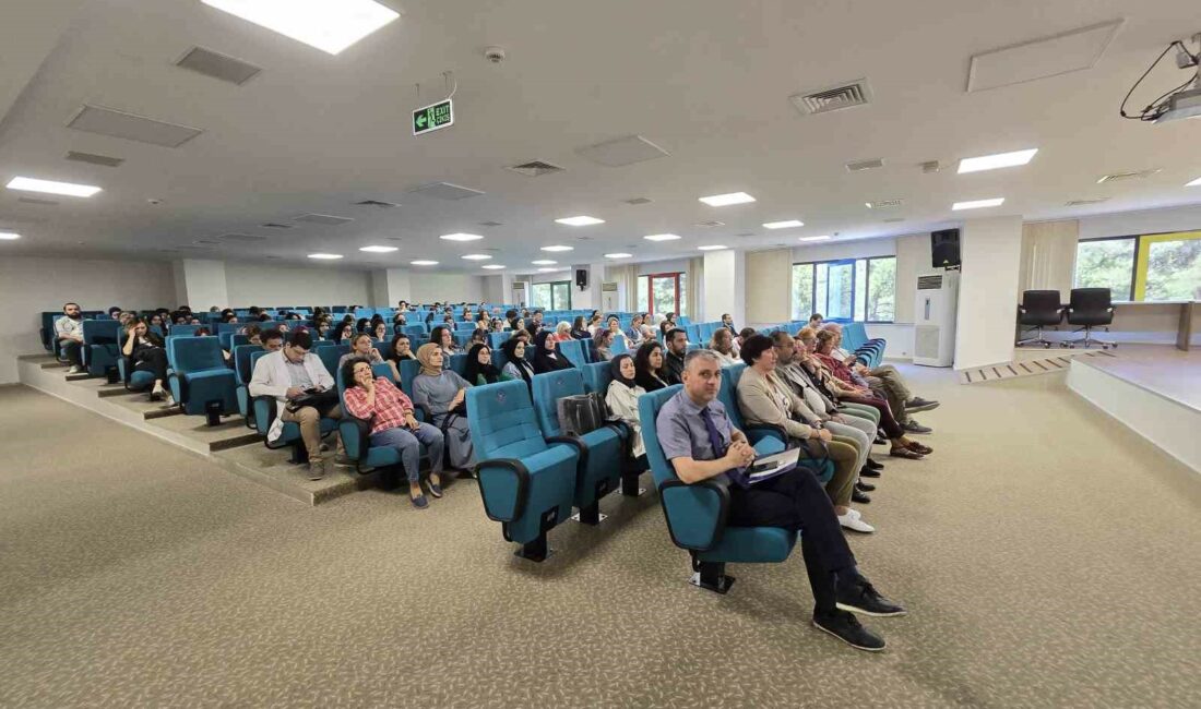 ’Bilim Günleri’ne yoğun ilgi BURSA ULUDAĞ ÜNİVERSİTESİ (BUÜ) FEN-EDEBİYAT FAKÜLTESİ, 2021 YILINDAN İTİBAREN DÜZENLEDİĞİ