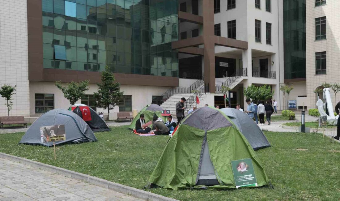 BTÜ’lü öğrenciler Filistin için çadır nöbetinde BURSA TEKNİK ÜNİVERSİTESİ ÖĞRENCİLERİ, İSRAİL’İN FİLİSTİN HALKINA YÖNELİK AYLARDIR DÜZENLEDİĞİ