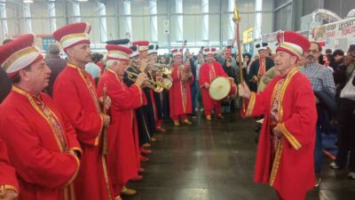 BURSA MEHTER TAKIMI, FRANSA’NIN DÖRT AYRI KENTİNDE DÜZENLENEN ANADOLU TÜRK