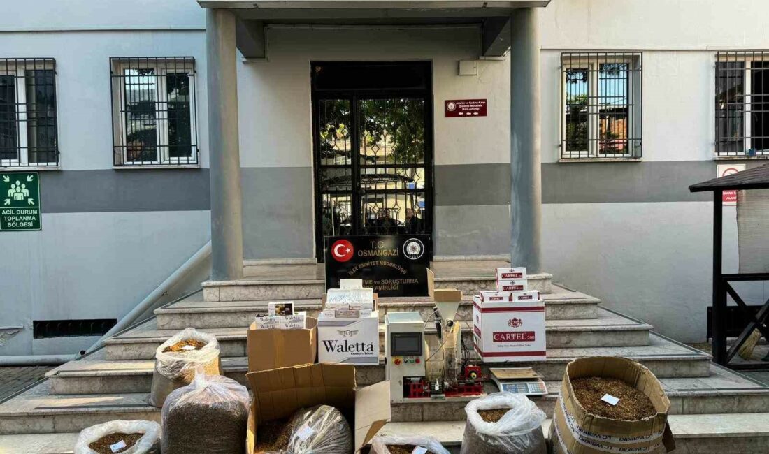 Bursa’da 11 bin dal dolu makaron ele geçirildi BURSA’DA OSMANGAZİ SÖS BÜRO AMİRLİĞİNE BAĞLI EKİPLER, BİR ADRESTE YAPILAN