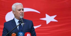 Bursa Büyükşehir Belediye Başkanı Mustafa Bozbey, "İhtiyaç sahibi emeklilerimize 2000