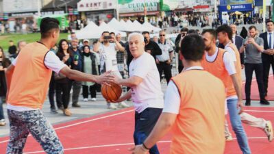 OSMANGAZİ BELEDİYESİ TARAFINDAN 19 MAYIS ATATÜRK’ÜN ANMA, GENÇLİK VE SPOR