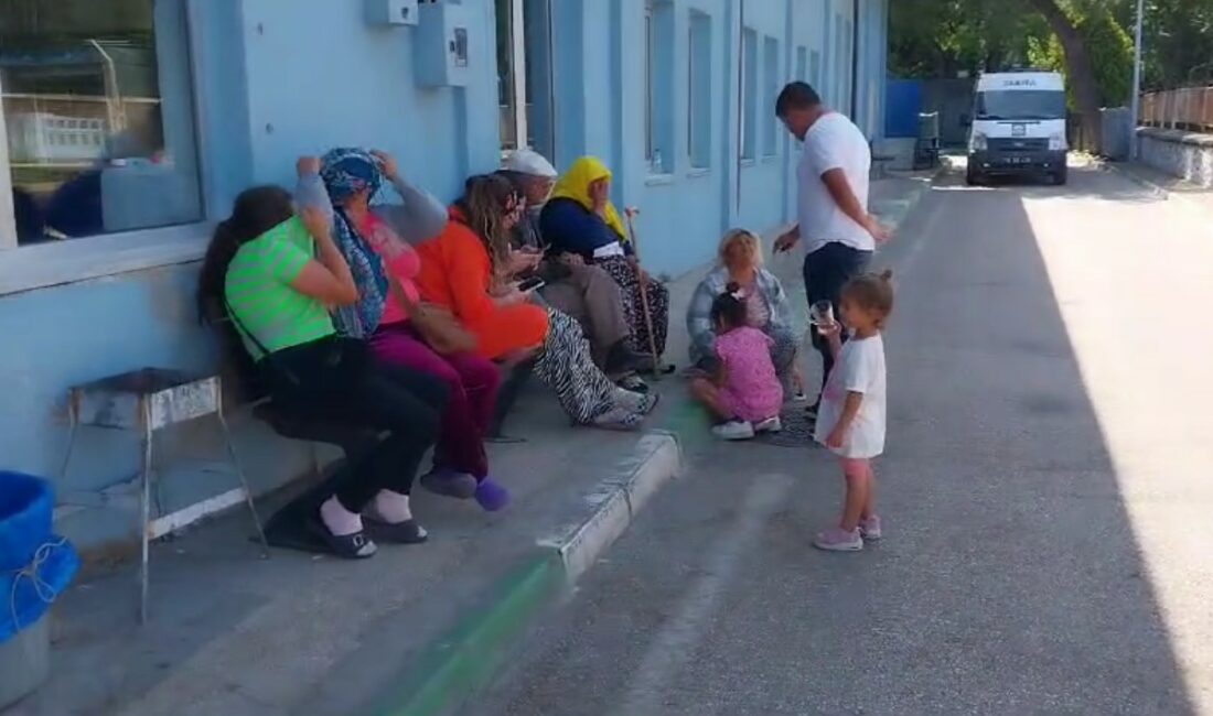 Bursa’da aile boyu dilencilik Bursa'da zabıta ekipleri, dilencilik yapan aile hakkında idari işlem gerçekleştirdi.