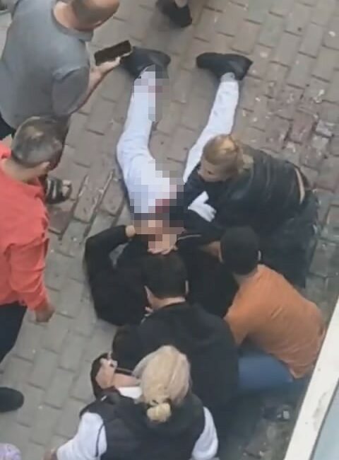 Bursa’da genç kız sevgilisini bıçakladı Bursa’da bir genç kız sevgilisini bıçakla yaraladı.