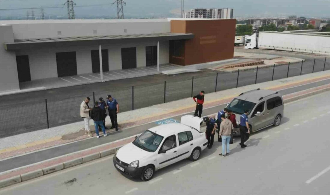 Bursa’da 2 ayda 400 kişi yakalandı Bursa polisi 2 ayda gerçekleştirdikleri operasyonlarda 400 aranan şahsı yakaladı.