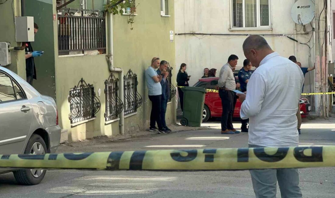 Bursa’da baba dehşeti: 3 çocuğunu katletti Bursa’da yaşayan 39 yaşındaki Murat Kılıç, evinin bodrumunda 2 kızını