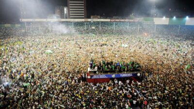 BURSASPOR, 14 YIL ÖNCE BEŞİKTAŞ'I MAĞLUP EDEREK TARİHİNDE İLK KEZ