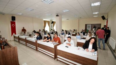 İZNİK'İN BENZERSİZ ZANAAT VE EL SANATLARI ÜRÜNLERİNİ, MODERN TEKNOLOJİLERLE DAHA