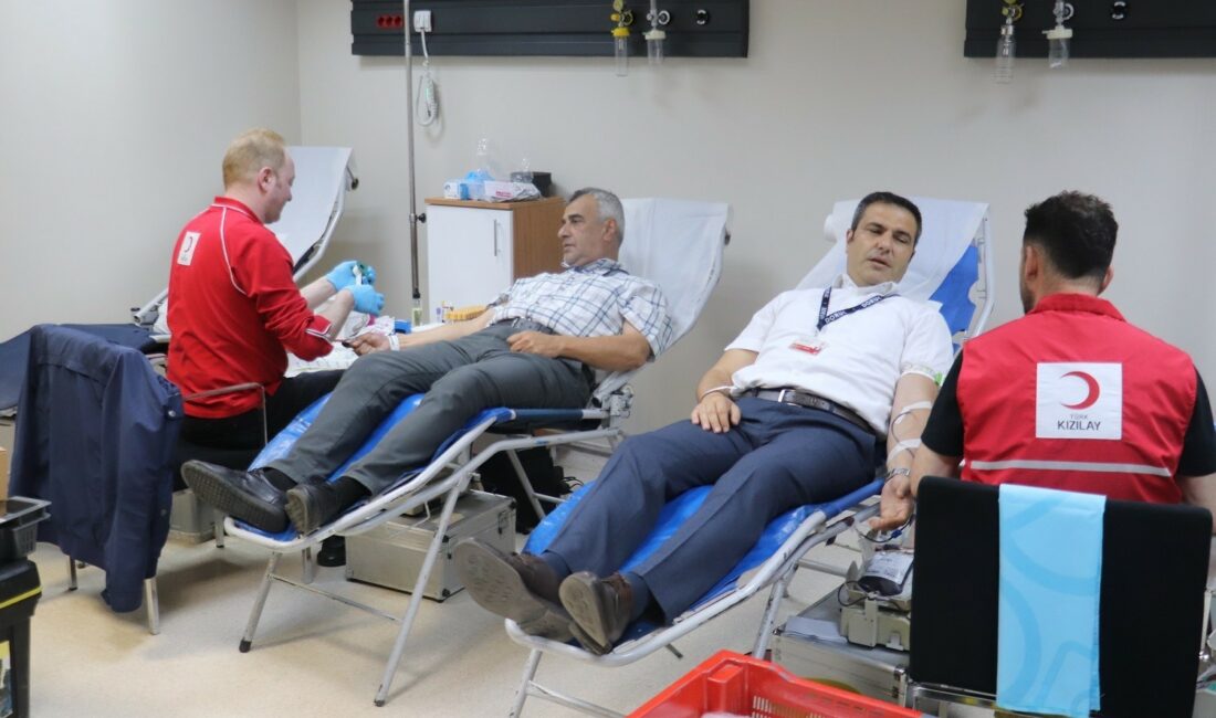 Hemşirenin kök hücre bağışı bir anneye can suyu oldu DORUK HASTANELERİ, KIZILAY KAN MERKEZİ ARACILIĞIYLA BAŞLATILAN KAN VE KÖK