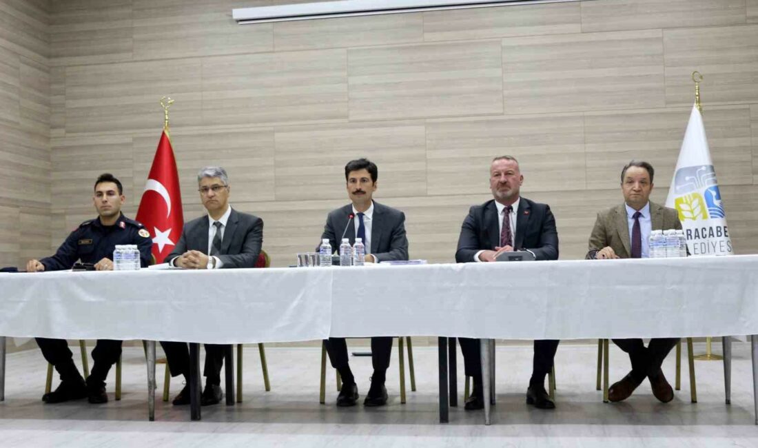 İlk Muhtarlar Toplantısı Kaymakam Kafkas Başkanlığında Yapıldı KARACABEY KAYMAKAMI HAKAN KAFKAS, 31 MART YEREL SEÇİMLERİ SONRASI YENİ