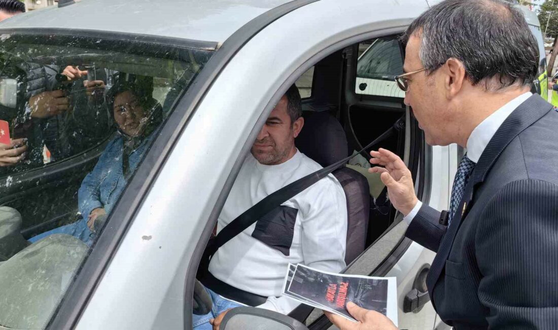 İnegöl’de emniyet ve jandarmadan ortak uygulama EMNİYET GENEL MÜDÜRLÜĞÜ 4-10 MAYIS TARİHLERİ ARASINDA KUTLANAN TRAFİK HAFTASI