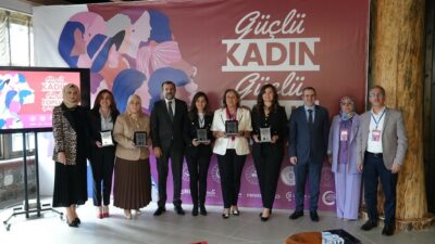 GÜRSU BELEDİYESİ, KADINLARIN HAYATA KATILIMI KONUSUNDA YAPTIĞI ÖRNEK ÇALIŞMALARA BİR