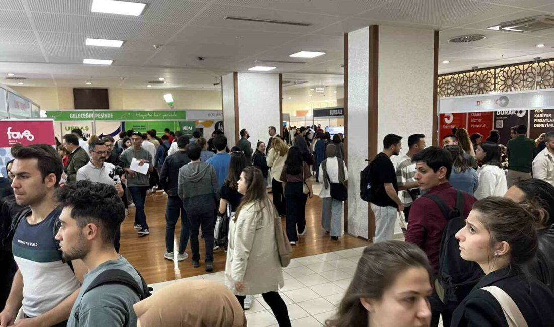 Kariyer Fuarı binlerce öğrenciyi ağırladı BURSA ULUDAĞ ÜNİVERSİTESİ’NİN (BUÜ) EN BÜYÜK KARİYER ETKİNLİKLERİNDEN BİRİ OLAN