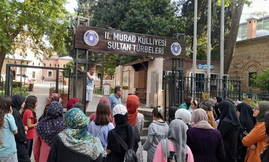 ’Mehmed: Fetihler Sultanı’ dizisi oyuncularına Bursa’dan davet TARİHİ OLAYLARIN CANLANDIRILDIĞI DİZİLER, TOPLUMUN HER KESİMİNDEN İLGİ GÖRÜYOR. TRT