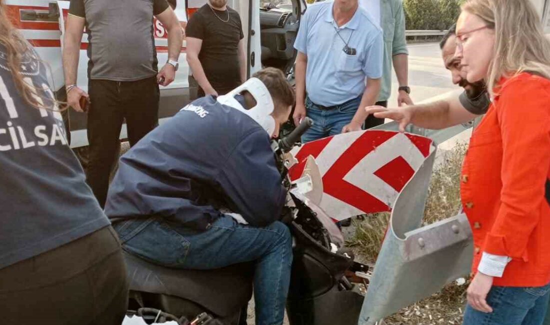 Bursa’da motosiklet bariyerlere ok gibi saplandı Bursa’nın Nilüfer ilçesinde, bir motosiklet sürücüsü bariyerlere ok gibi saplandı.