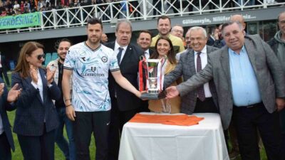 BAL 3. GRUP’TA MÜCADELE EDEN NİLÜFER BELEDİYE FUTBOL SPOR KULÜBÜ