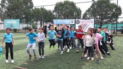 NİLÜFER 22’NCİ ULUSLARARASI SPOR ŞENLİKLERİ, ÖĞRENCİLERE YÖNELİK GELENEKSEL OYUNLAR ETKİNLİĞİYLE