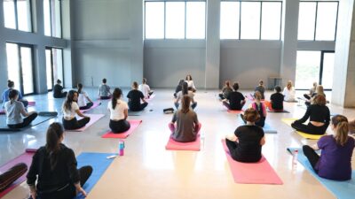 NİLÜFER BELEDİYESİ’NİN DÜZENLEDİĞİ YOGA EĞİTİMLERİ PANCAR DEPOSU’NDA DEVAM EDİYOR. MAYIS