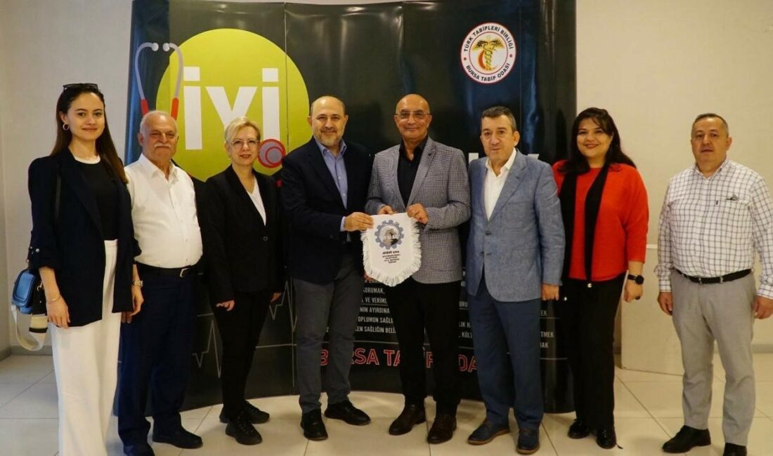 Sağlık turizmi için iki şehir arasında güç birliği çağrısı SAĞLIK TURİZMİNE ARTAN İLGİYE DİKKAT ÇEKEN BURSA AFSİAD YÖNETİM KURULU