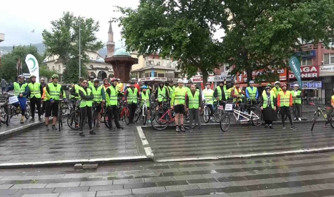 TÜRKİYE GENELİNDE 11’İNCİSİ DÜZENLENEN ‘YEŞİLAY BİSİKLET TURU’ BURSA’DA DA GERÇEKLEŞTİRİLDİ.