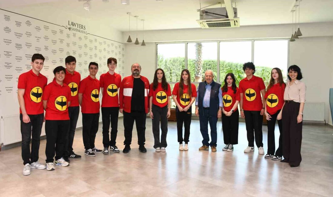 DÜNYA ÇAPINDA SAYISIZ BAŞARININ VE ÖDÜLÜN SAHİBİ OLAN NEVZAT AYDIN,