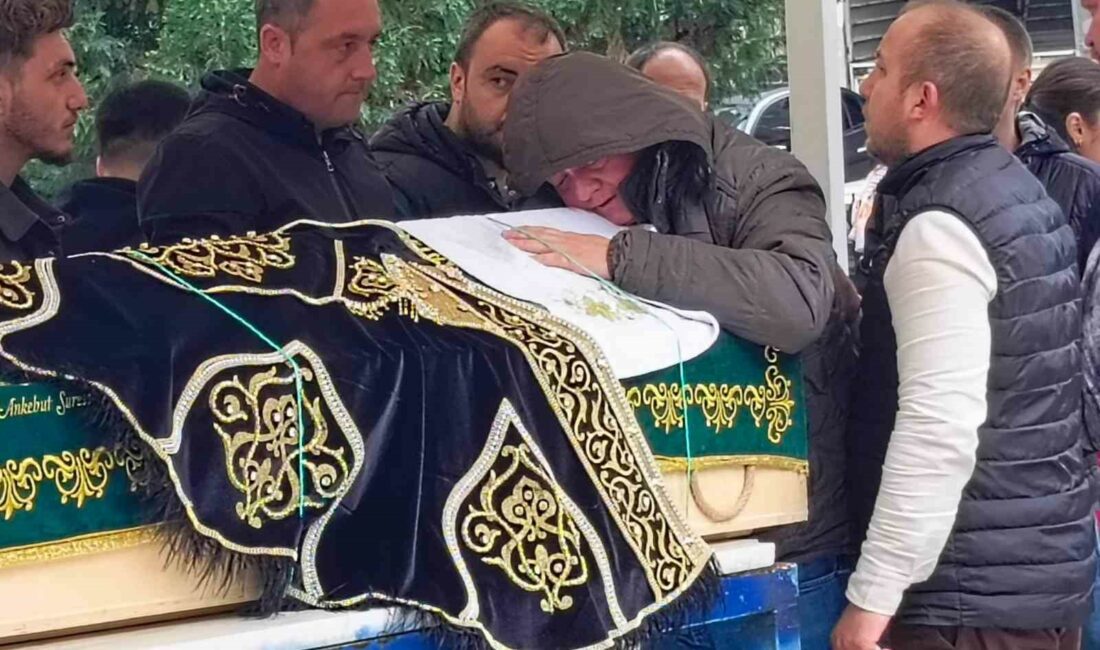 Sünnet cemiyetine çok az kalmıştı, peleriniyle uğurlandı OKULDAN SIRA ARKADAŞI OLAN KUZENİNİN ELİNDEKİ TÜFEĞİN ATEŞ ALMASI SONUCU