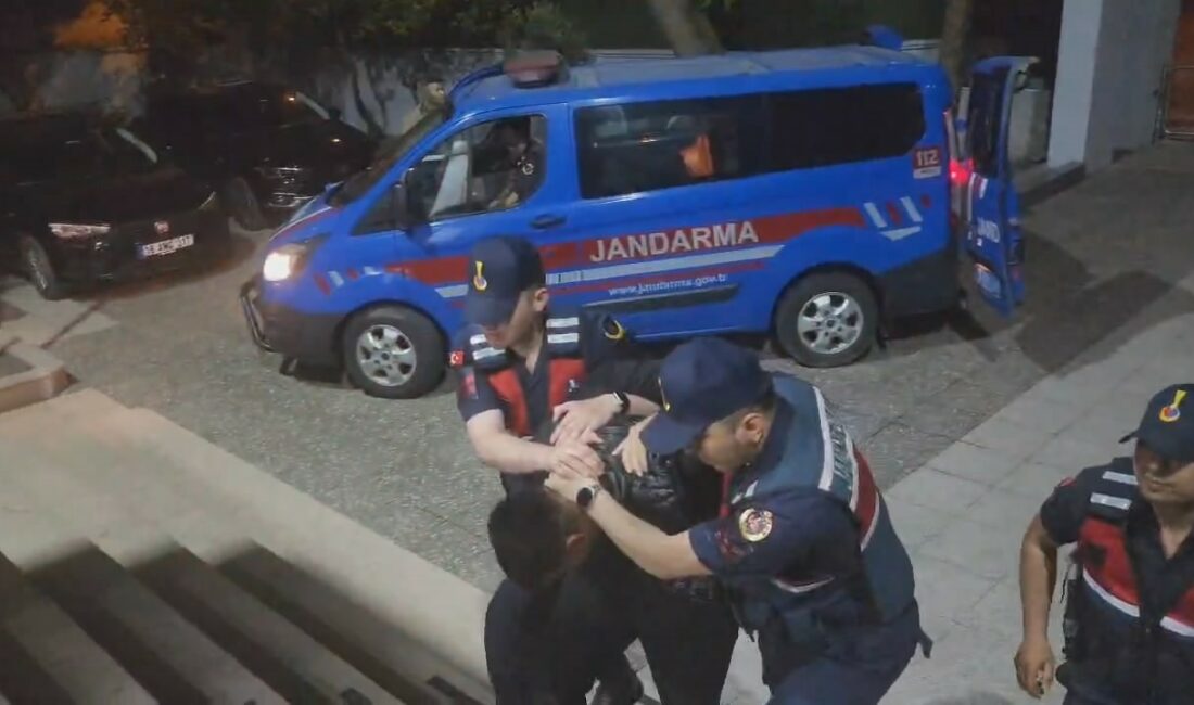 BURSA’DA MÜŞTERİ OLARAK BİNDİĞİ TAKSİYLE GEZDİKTEN SONRA TAKSİ ŞOFÖRÜNÜ 20