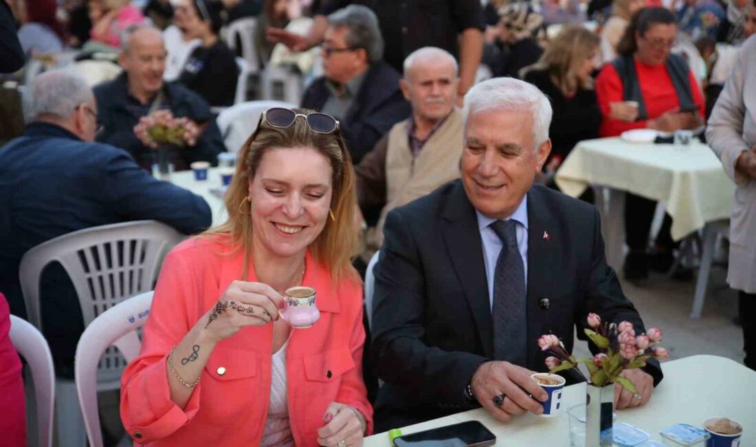 Tarihi Hanlar Bölgesi’nde ‘kahve buluşması’ ‘KAHVE SOHBETLERİ GECESİ', VATANDAŞLARA 6 ASIRLIK İPEK HAN'IN TARİHİ ATMOSFERİNDE