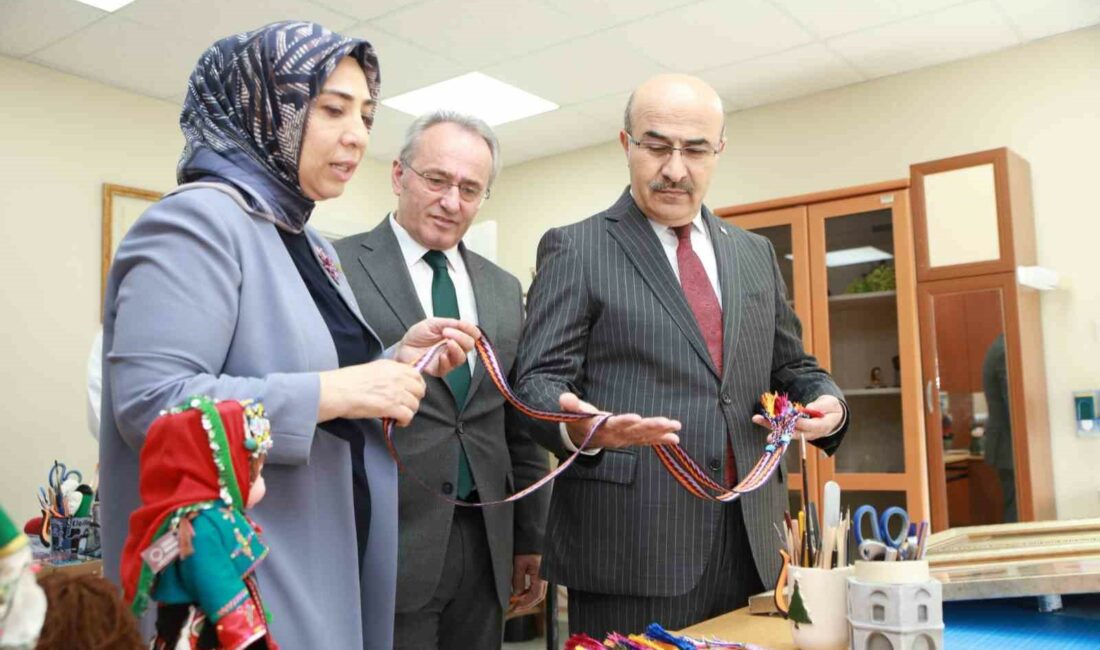 BURSA VALİSİ MAHMUT DEMİRTAŞ, İL MİLLÎ EĞİTİM MÜDÜRÜ DR. AHMET