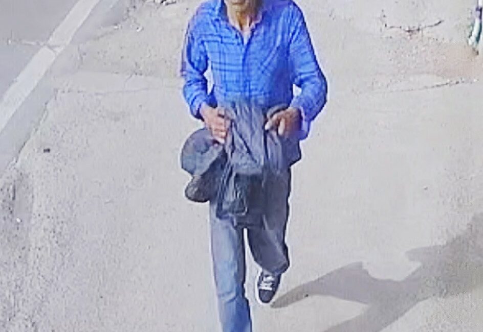 25 bin TL çalan hırsız, adım adım takip edilerek yakalandı BURSA’NIN KARACABEY İLÇESİNDE FAALİYET GÖSTEREN BİR MOBİLYA MAĞAZASINDA MASANIN ÜSTÜNDE