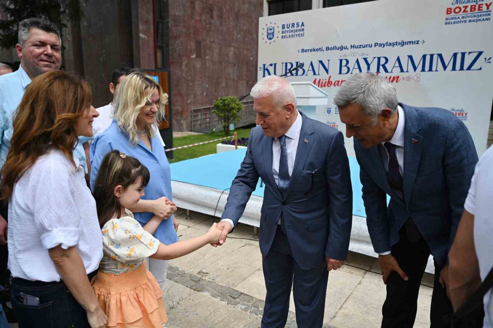 BURSA BÜYÜKŞEHİR BELEDİYE BAŞKANI MUSTAFA BOZBEY, BÜYÜKŞEHİR BELEDİYESİ, BUSKİ VE