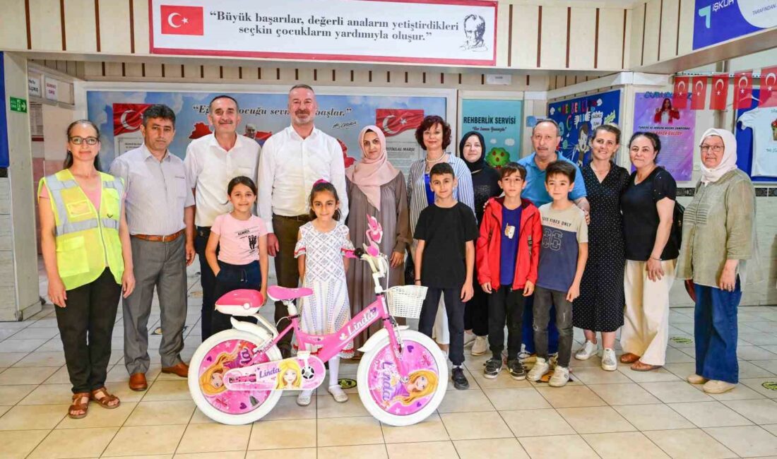 KARACABEY BELEDİYE BAŞKANI FATİH KARABATI, KUMBARASINDA BİRİKTİRDİĞİ BİSİKLET PARASINI SMA