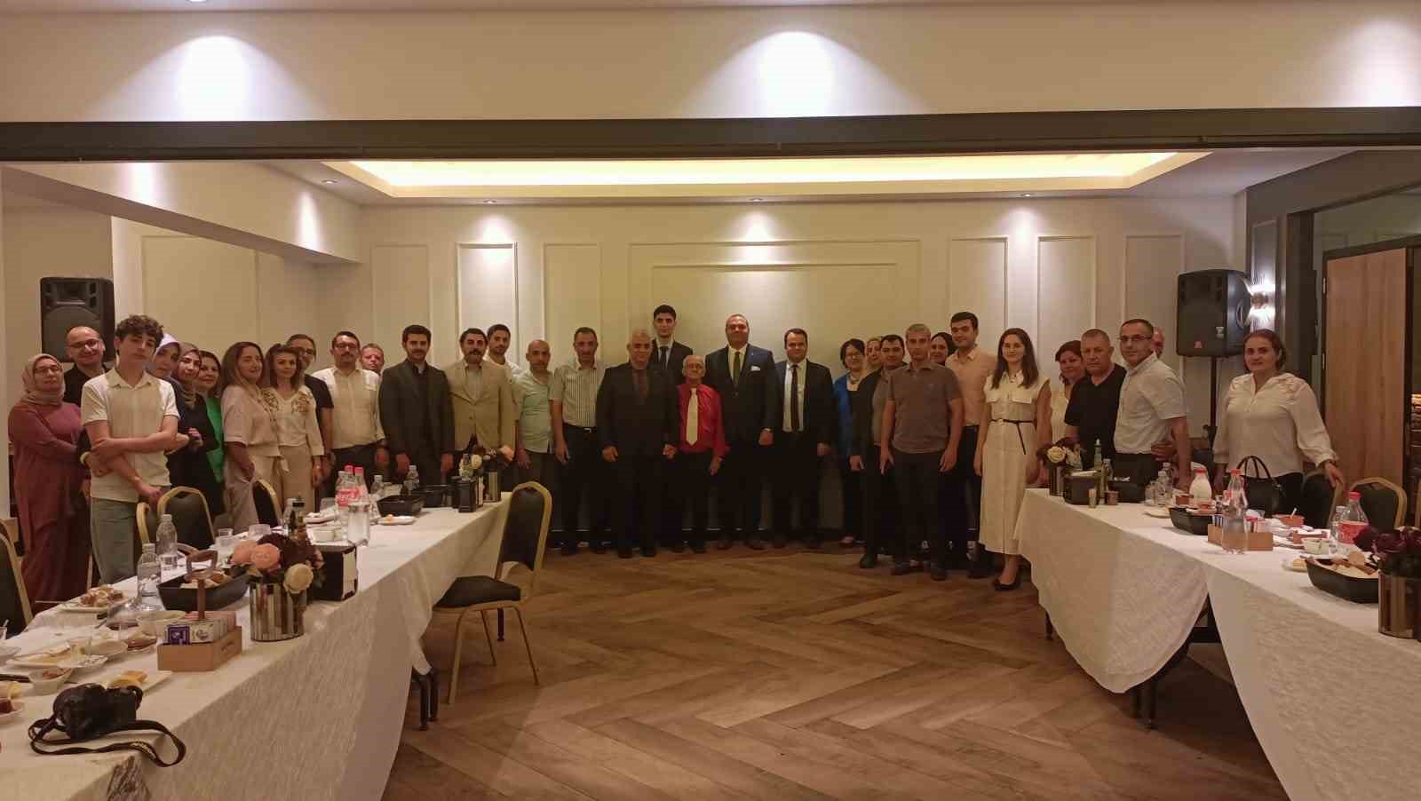 BURSA ORHANGAZİ ADLİYESİNDE GÖREVLİ İCRA MÜDÜRÜ VE YARDIMCISININ TAYİNİ SEBEBİYLE