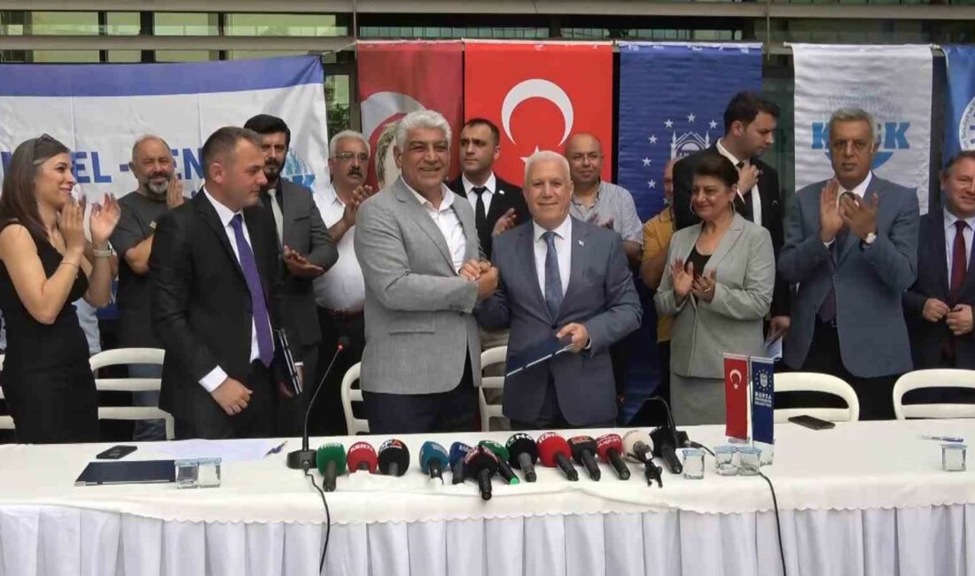 Bursa Büyükşehir Belediyesi’nde toplu sözleşme sevinci BURSA BÜYÜKŞEHİR BELEDİYESİ, TÜM BEL-SEN ARASINDA TOPLU SÖZLEŞME TÖRENİ DÜZENLENDİ.