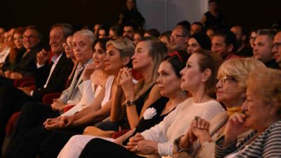 YENİ TİYATRO DERGİSİNİN “11. ULUSLARARASI EMEK VE BAŞARI ÖDÜLLERİ”