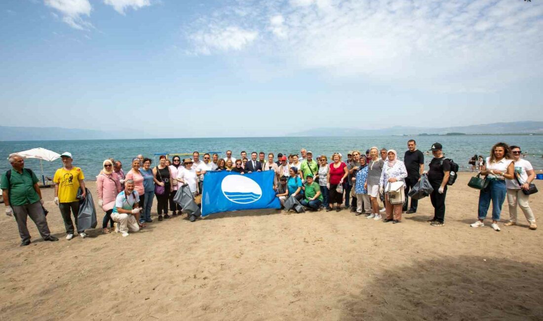 Bursa Kent Konseyi’nden İznik’te sahil temizliği DÜNYA ÇEVRE GÜNÜ'NDE ÇEVRE DUYARLILIĞINA YÖNELİK FARKINDALIK OLUŞTURMAK AMACIYLA BURSA