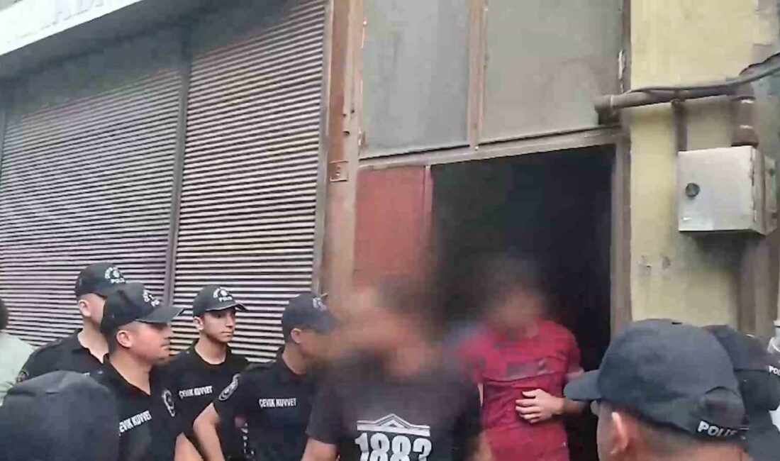 Bursa’da 37 yabancı uyruklu yakalandı BURSA’DA 26’SININ YASA DIŞI YOLLARLA TÜRKİYE’YE GİRİŞ YAPTIĞI, 8’İNİN FARKLI