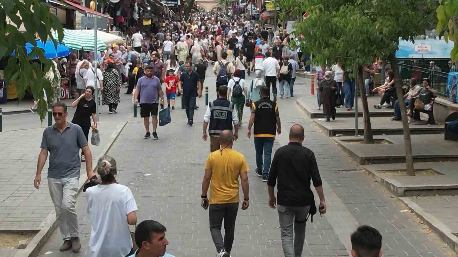 BURSA'DA KURBAN BAYRAMI ÖNCESİ ASAYİŞ ŞUBE MÜDÜRLÜĞÜ'NE BAĞLI EKİPLER, ŞEHRİN