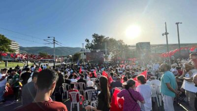 BURSA'DA DEV EKRANDA MAÇ MİLLİ MAÇ HEYECANI