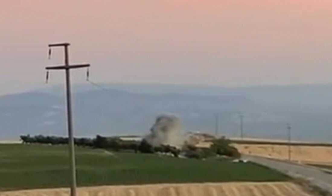 Bursa’nın Karacabey ilçesinde eski yapım bomba imha edildi.