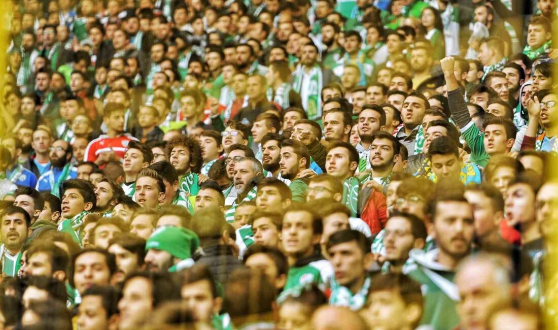 Bursaspor’da kombine fiyatları belli oldu BURSASPOR, YENİ SEZON KOMBİNE FİYATLARINI AÇIKLADI.