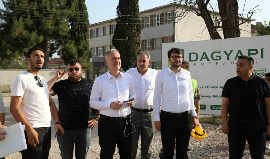 İnegöl Akhisar Spor Salonu yükseliyor İNEGÖL BELEDİYESİ’NİN SPOR TOTO DESTEĞİ İLE HAYATA GEÇİRDİĞİ AKHİSAR SPOR