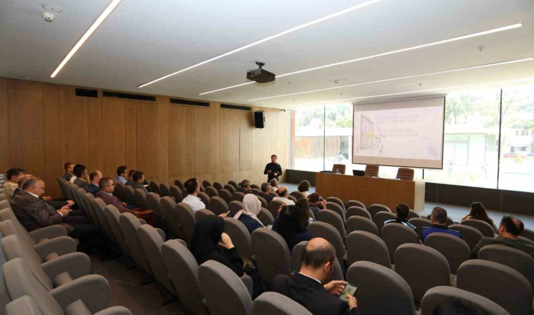 İnegöl Belediyesi’nde yeni dönemin planlaması başladı İNEGÖL BELEDİYESİ’NDE 2024-2029 DÖNEMİNİ KAPSAYAN STRATEJİK PLAN İÇİN BELEDİYEDE GÖREVLİ