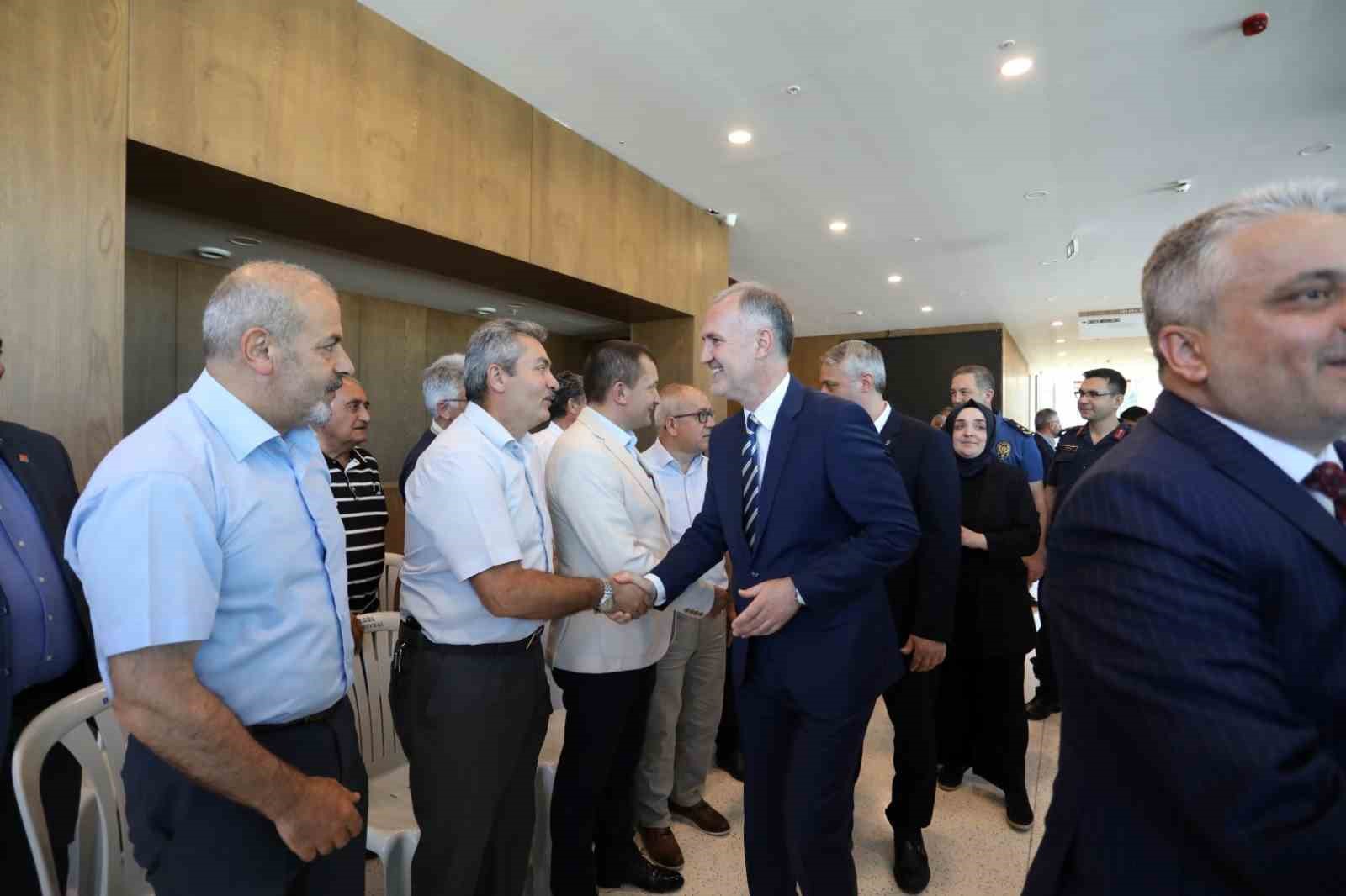 İNEGÖL KAYMAKAMLIĞI İLE İNEGÖL BELEDİYESİ İŞ BİRLİĞİNDE DÜZENLENEN BAYRAMLAŞMA PROGRAMI