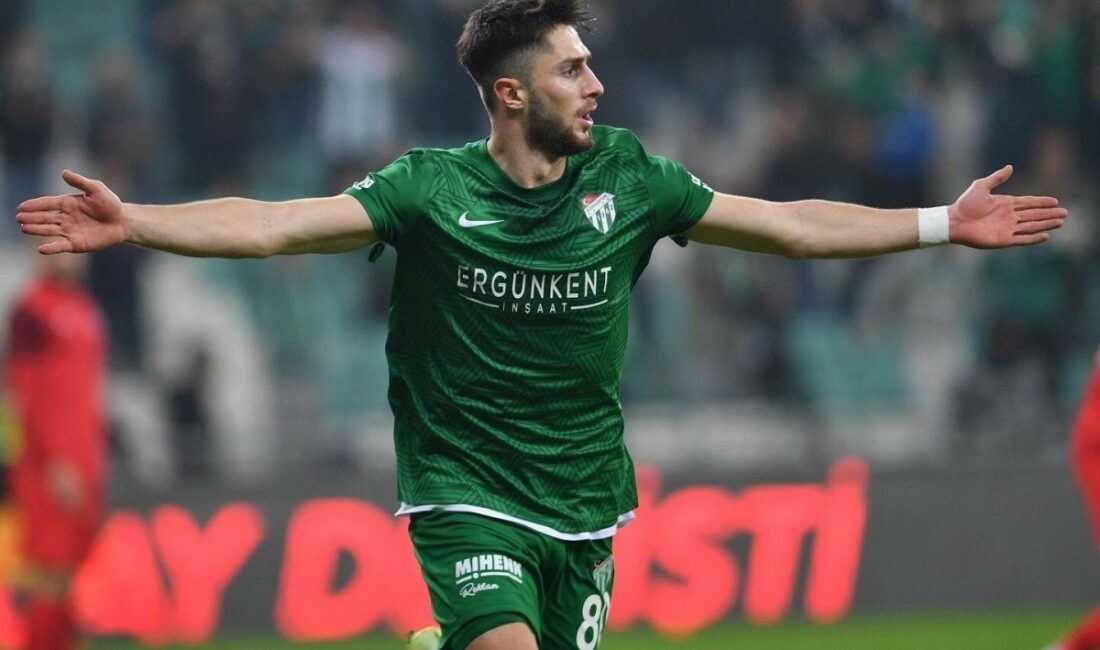 İsmail Yüksek, Bursaspor’dan alacağı 100 bin TL’yi bağışladı İSMAİL YÜKSEK, BURSASPOR'DAN ALACAĞI 100 BİN TL'Yİ BAĞIŞLADI.