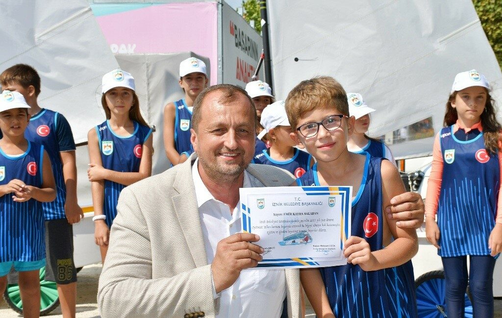 İznik’te 14 branşta yaz spor okulları başlıyor YAZ TATİLİNİN BAŞLAMASIYLA BİRLİKTE HAZIRLIKLARINI YAPAN İZNİK BELEDİYESİ, İZNİK KAYMAKAMLIĞI,