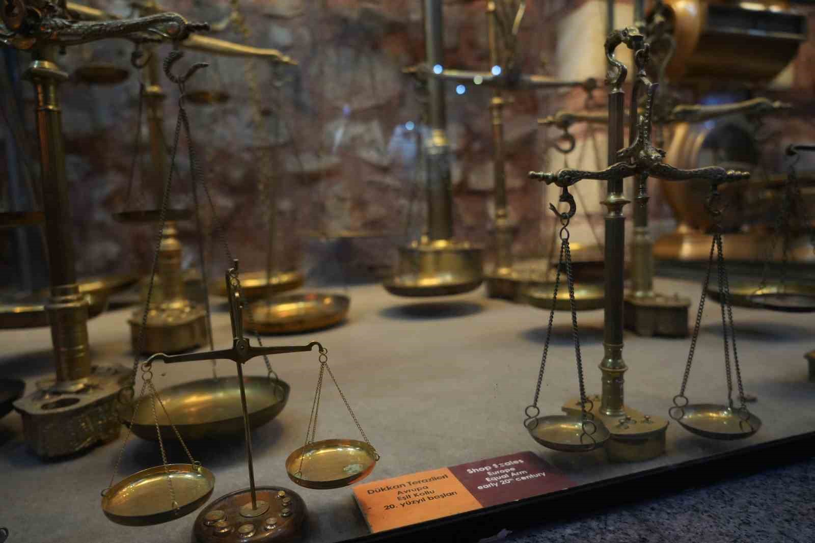 TOFAŞ BURSA ANADOLU ARABALARI MÜZESİ'NDE YER ALAN KANTARIN TOPUZU İSİMLİ