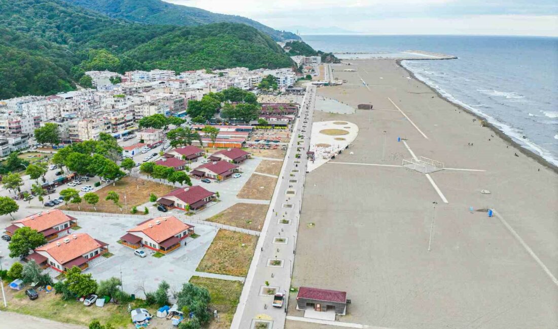 KARACABEY BELEDİYESİ, YENİKÖY SAHİL ŞERİDİNDE UYGULAMAYA ALDIĞI ÜCRETSİZ VE GÜVENİLİR