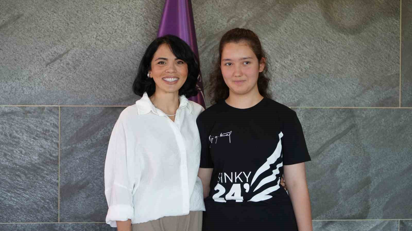 LİSELERE GEÇİŞ SİSTEMİNDE (LGS), TÜM SORULARI DOĞRU CEVAPLAYAN ŞAHİNKAYA ÖĞRENCİSİ